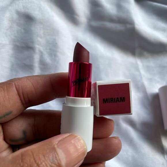 Uoma Beauty Other - UOMA Beauty Badass Icon Matte Lipstick in MIRIAM Cocoa Brown Lot of 2 Mini 0.9g